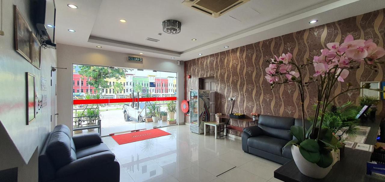 Ck Hotel Lumut Bagian luar foto
