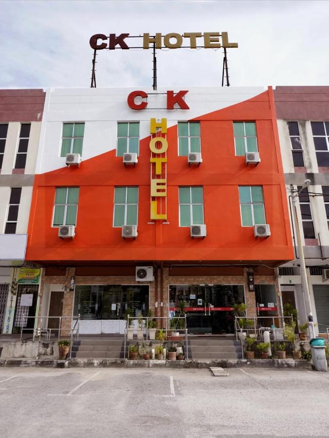 Ck Hotel Lumut Bagian luar foto
