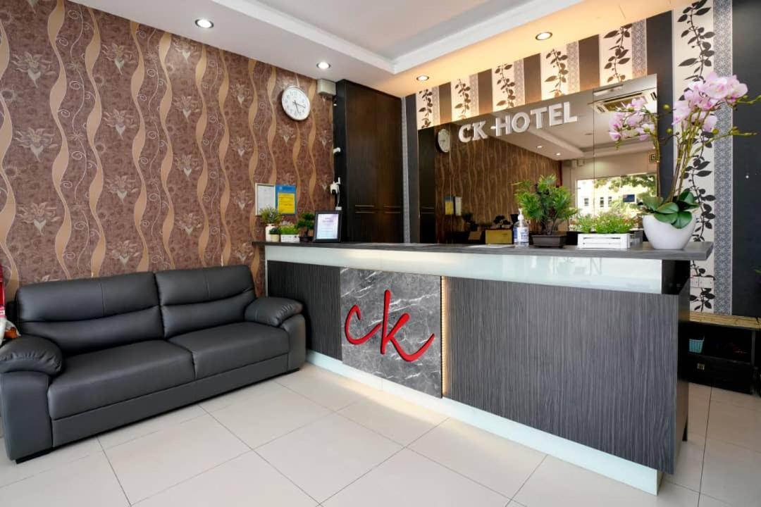 Ck Hotel Lumut Bagian luar foto